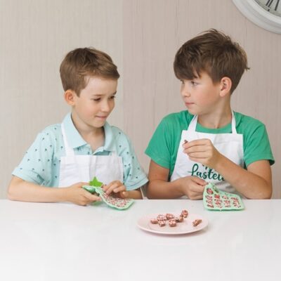 Chocolate Button Candy Making Kit – Animals - Image 10