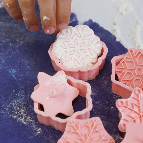 Snowflake Cookie Making Kit - Image 8